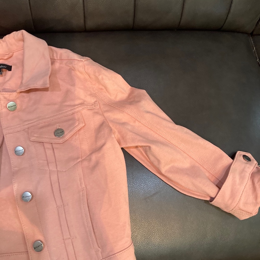 Pink Jacket - Picture 2 of 3